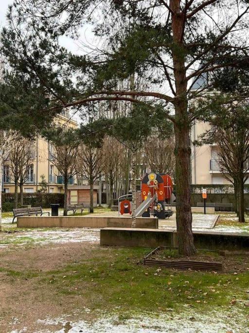 Appartement Familial 8 Personnes Proche De Disney Et Paris Chessy  Dış mekan fotoğraf